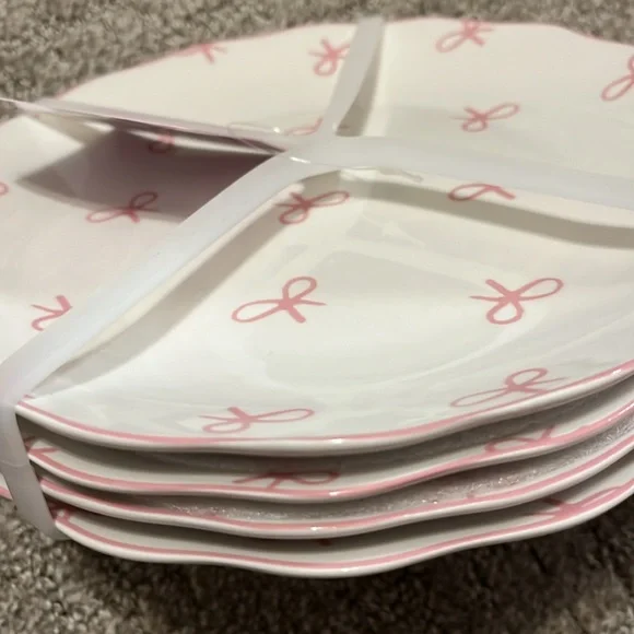 Pink Scallop Bow - Coquette Godinger Set of Four 8 Inch Plates - Picture 2 of 4